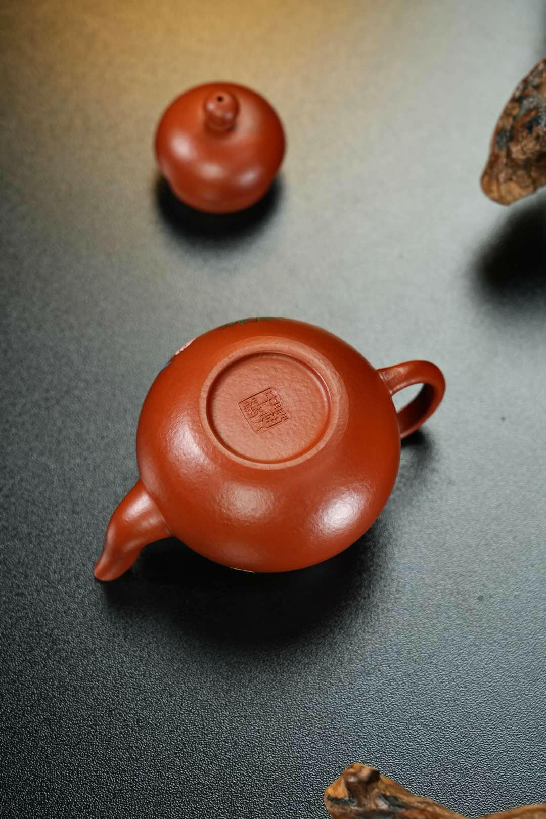 Si Ting 100cc - Yixing Handmade Teapot 江苏宜兴