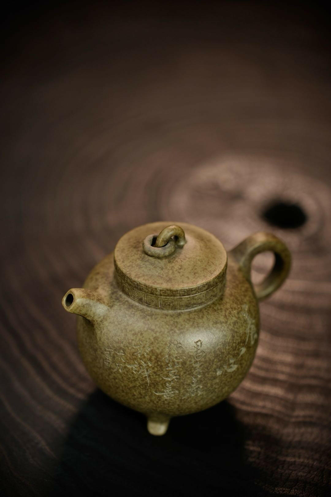 San Zu Quan Niu 230cc - Yixing Handmade Teapot 江苏宜兴