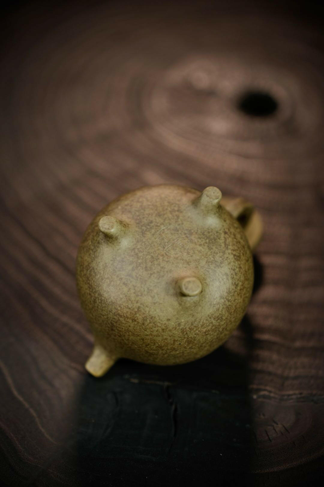 San Zu Quan Niu 230cc - Yixing Handmade Teapot 江苏宜兴