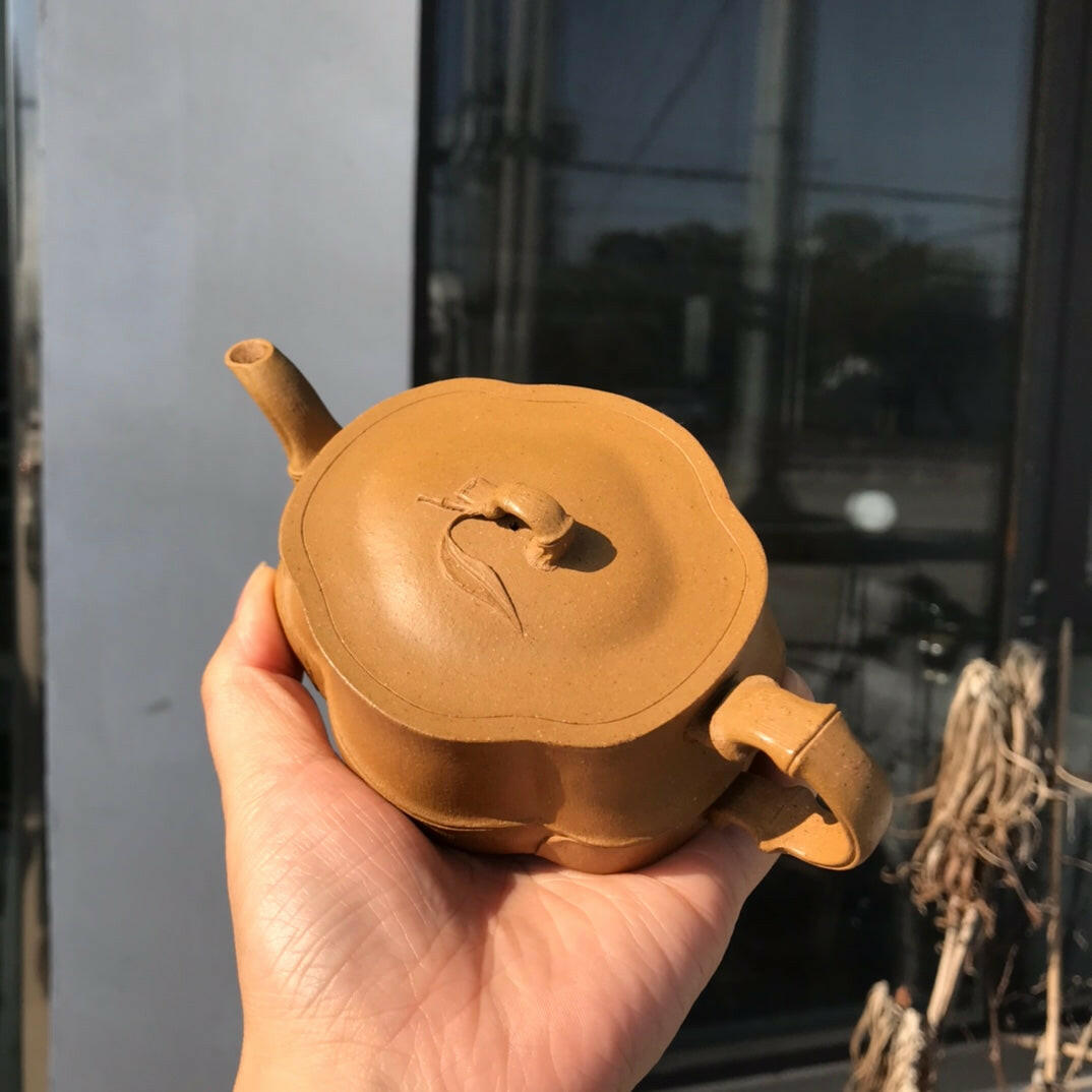 Jun Lan 150cc - Yixing Handmade Teapot 江苏宜兴