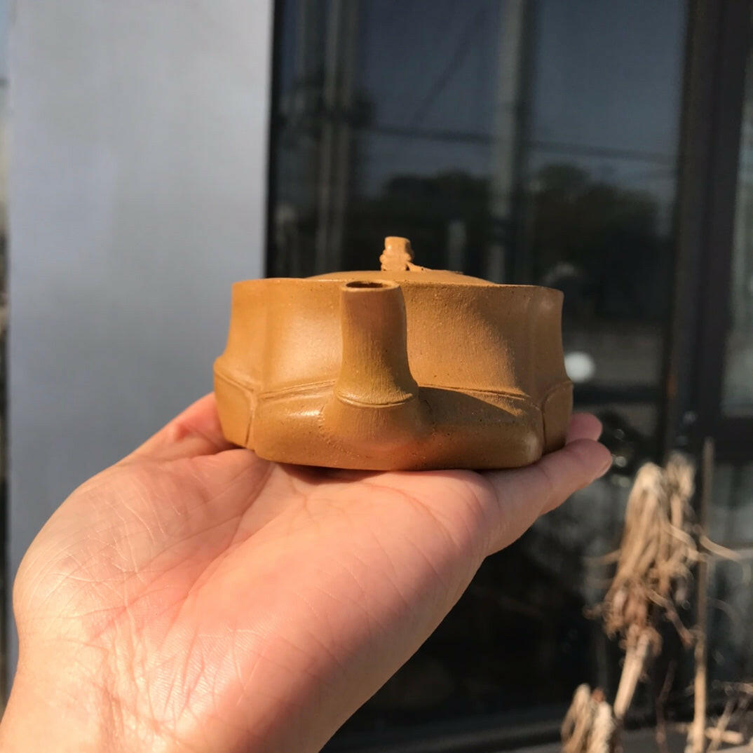 Jun Lan 150cc - Yixing Handmade Teapot 江苏宜兴