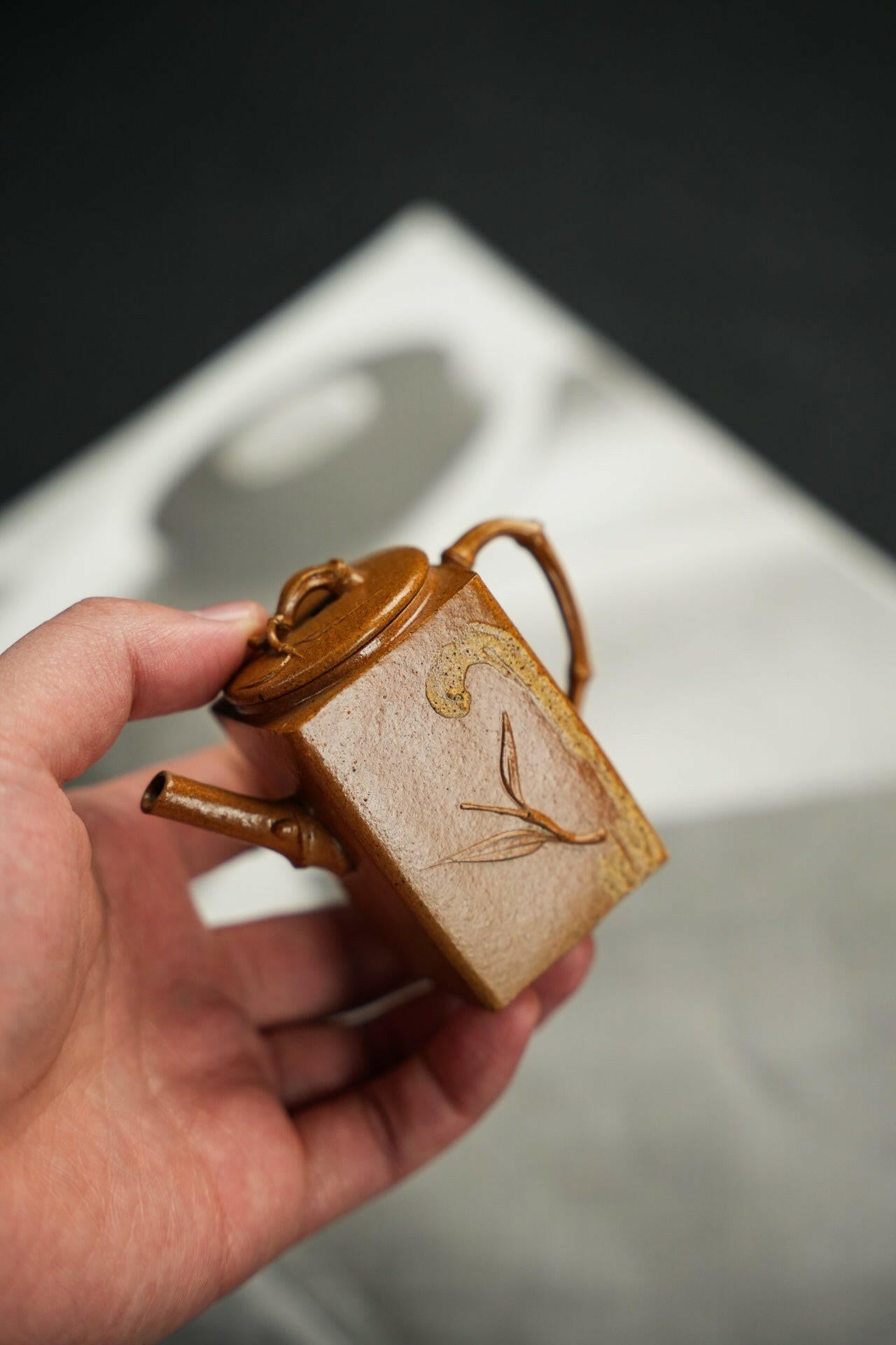 Si Fang Xiao Zhu Jun 100cc - Yixing Handmade Teapot 江苏宜兴