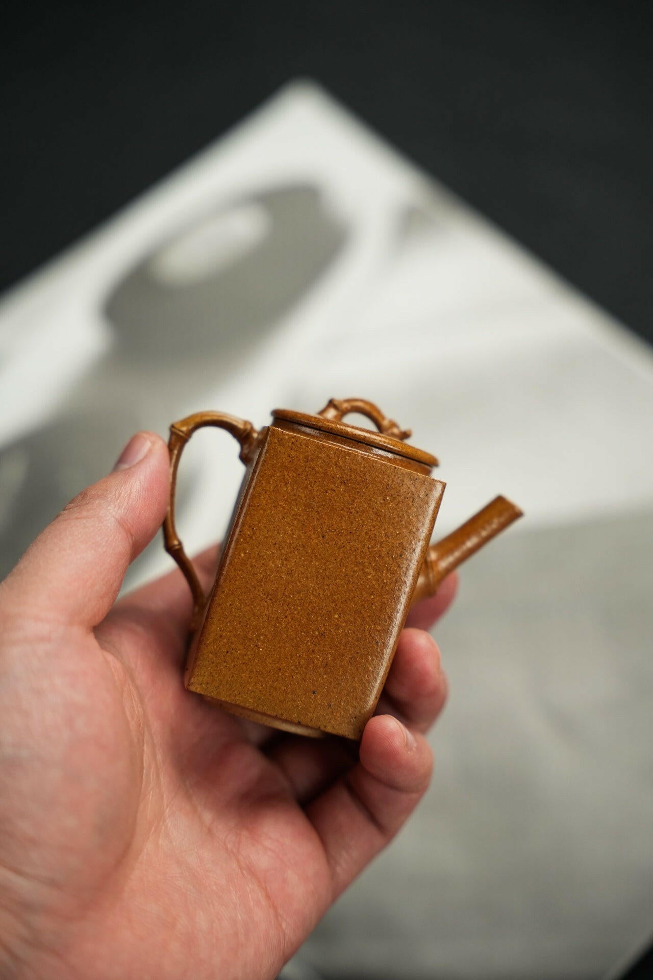 Si Fang Xiao Zhu Jun 100cc - Yixing Handmade Teapot 江苏宜兴