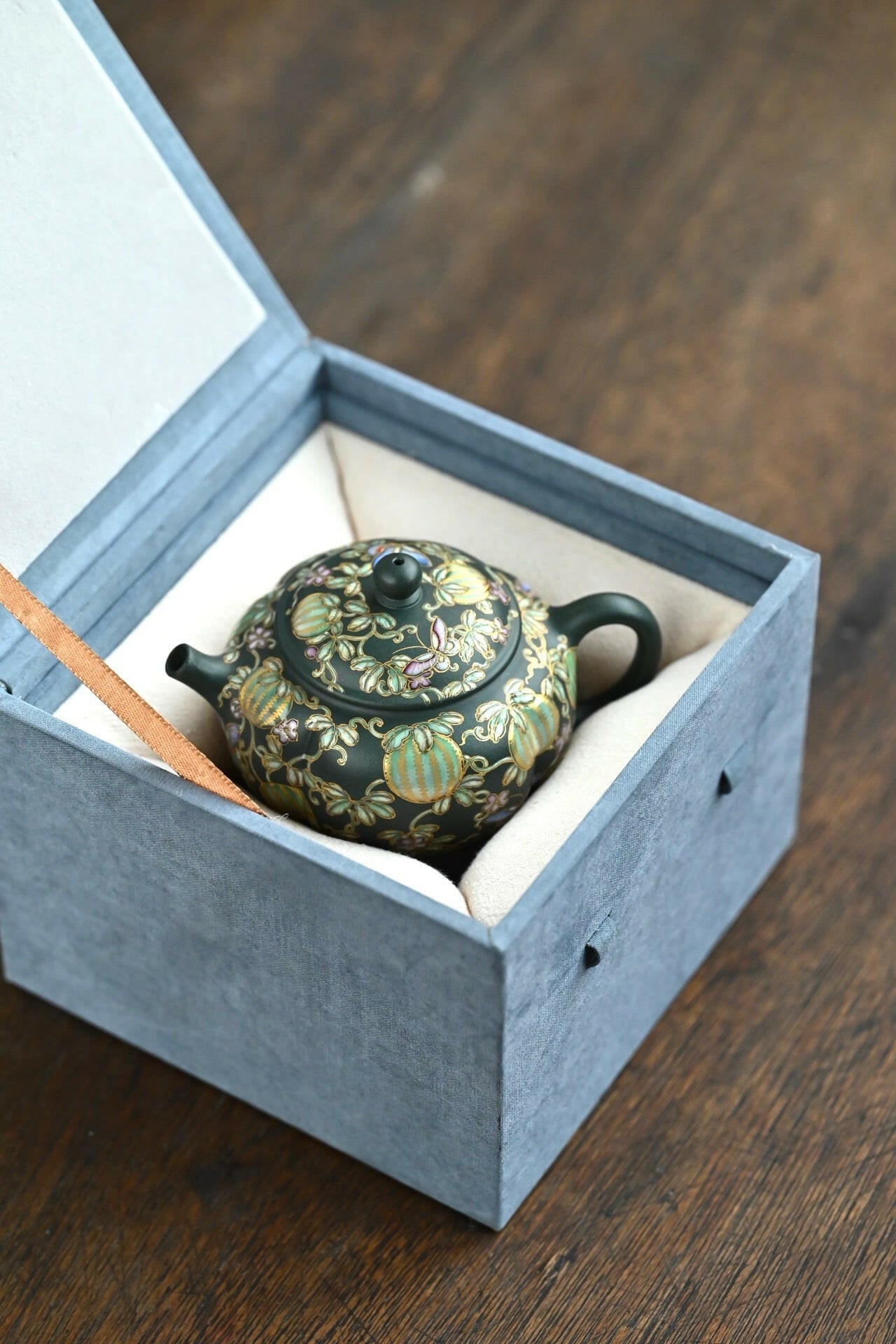 Xi Gua 180cc - Yixing Handmade Teapot 江苏宜兴