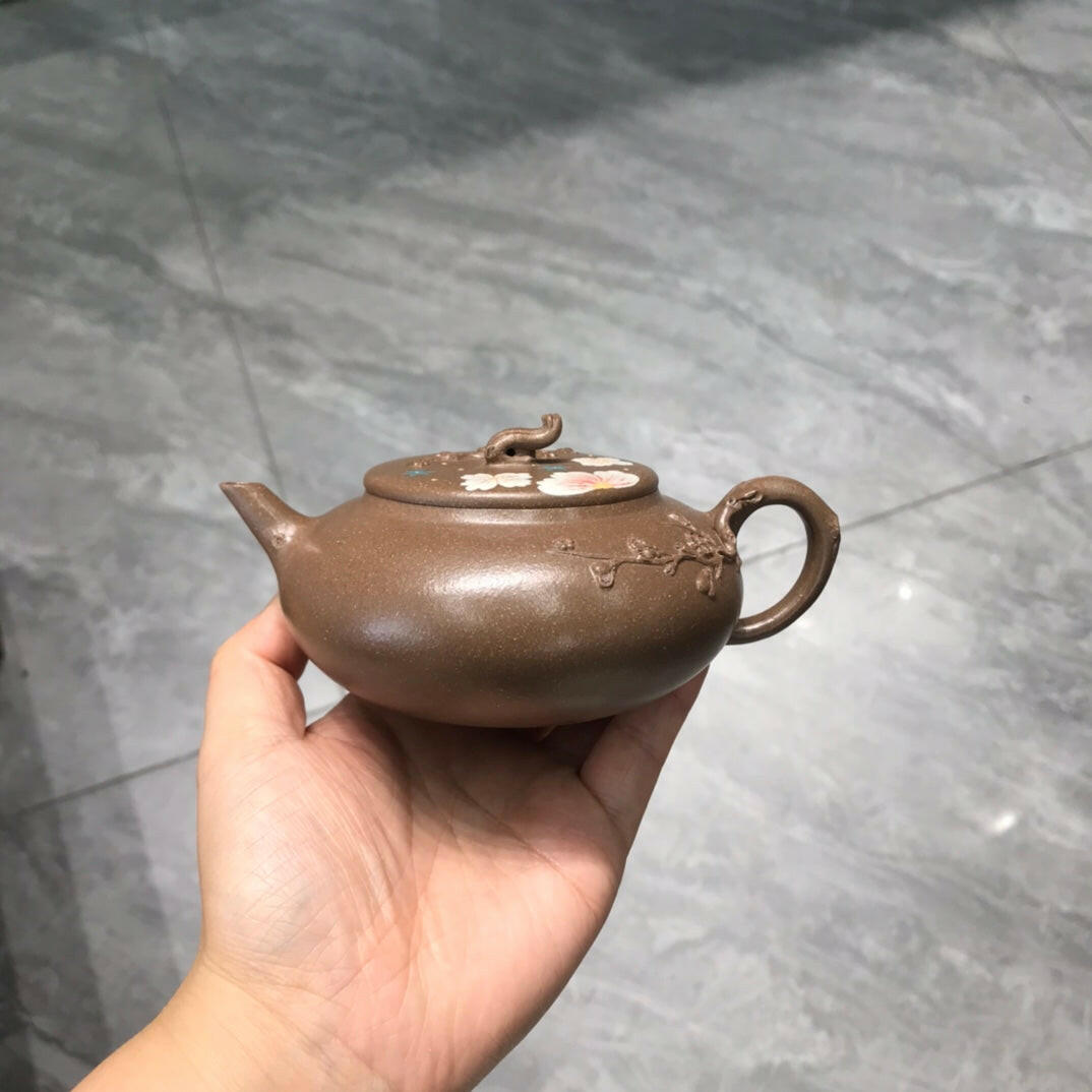 Man Qiu 220cc - Yixing Handmade Teapot 江苏宜兴