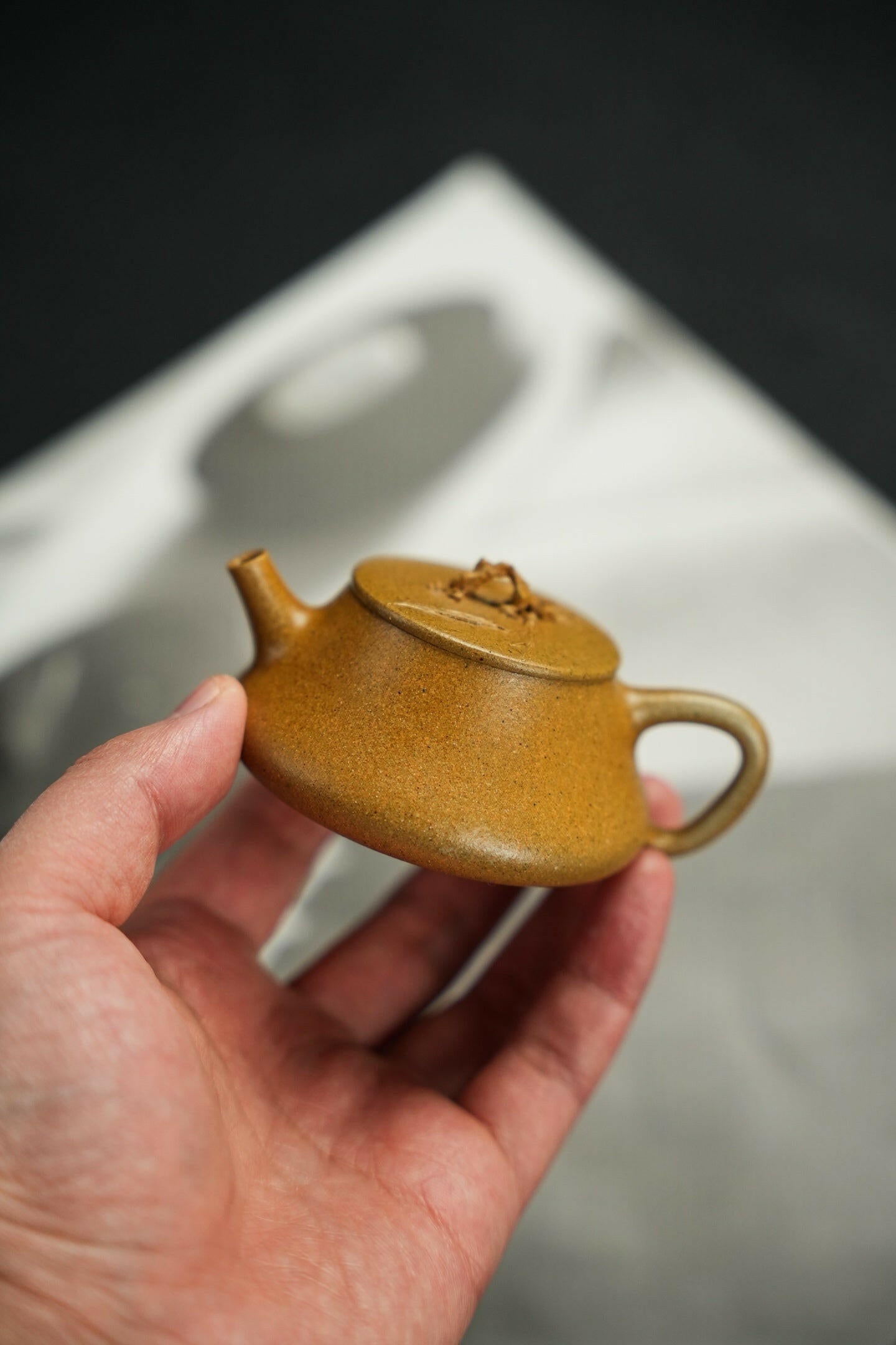 Xiao Zhu Piao 90cc - Yixing Handmade Teapot 江苏宜兴