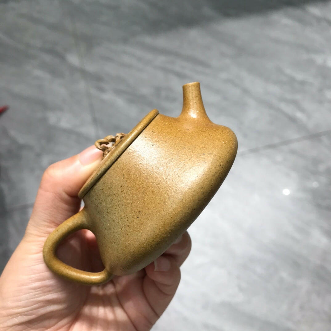 Xiao Zhu Piao 90cc - Yixing Handmade Teapot 江苏宜兴