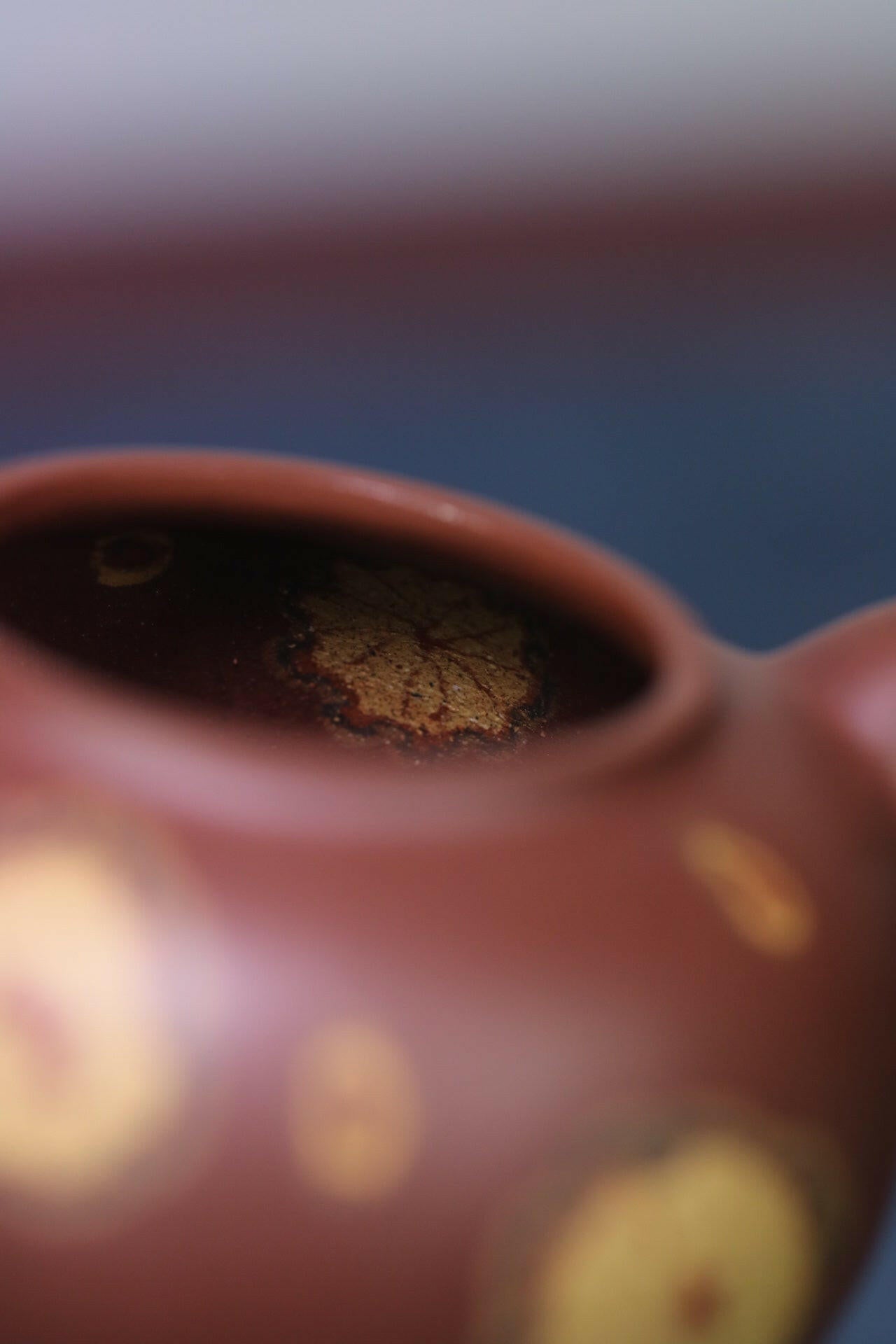 Ling Hou 190cc - Yixing Handmade Teapot 江苏宜兴