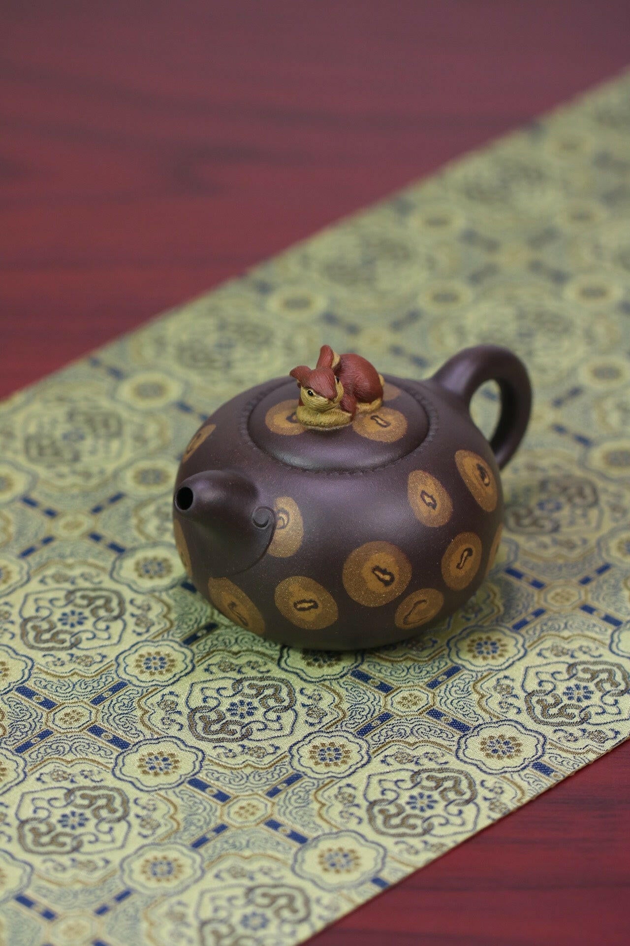 Xiao Yu Tu 180cc - Yixing Handmade Teapot 江苏宜兴