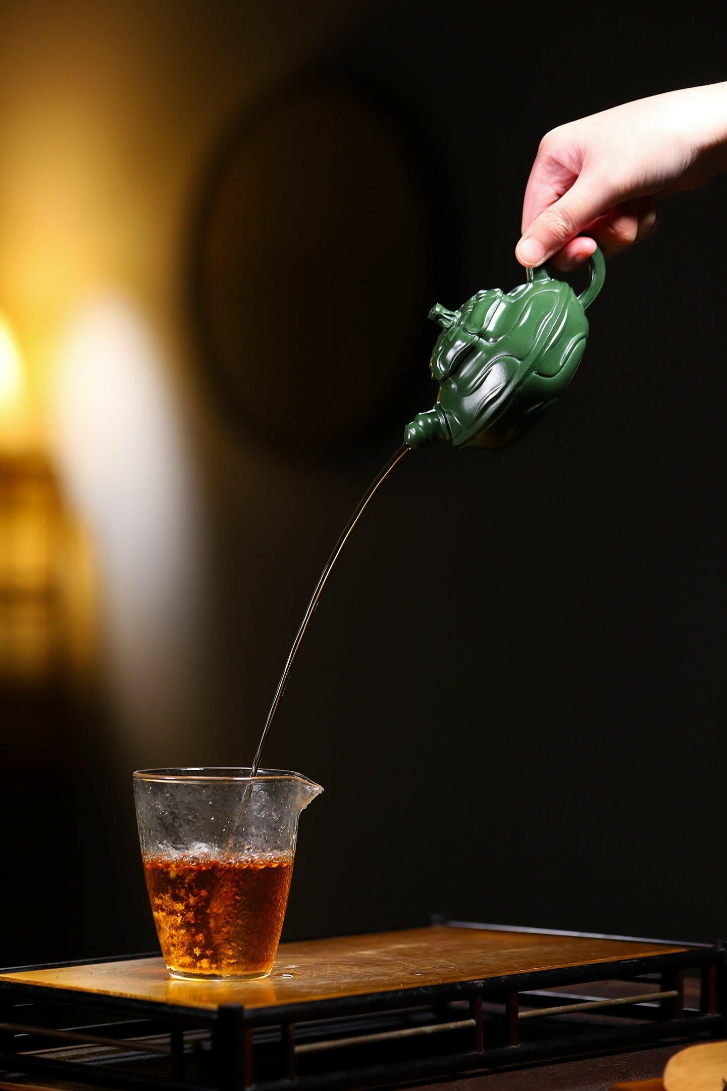 Feng Juan Kui 190cc - Yixing Handmade Teapot 江苏宜兴