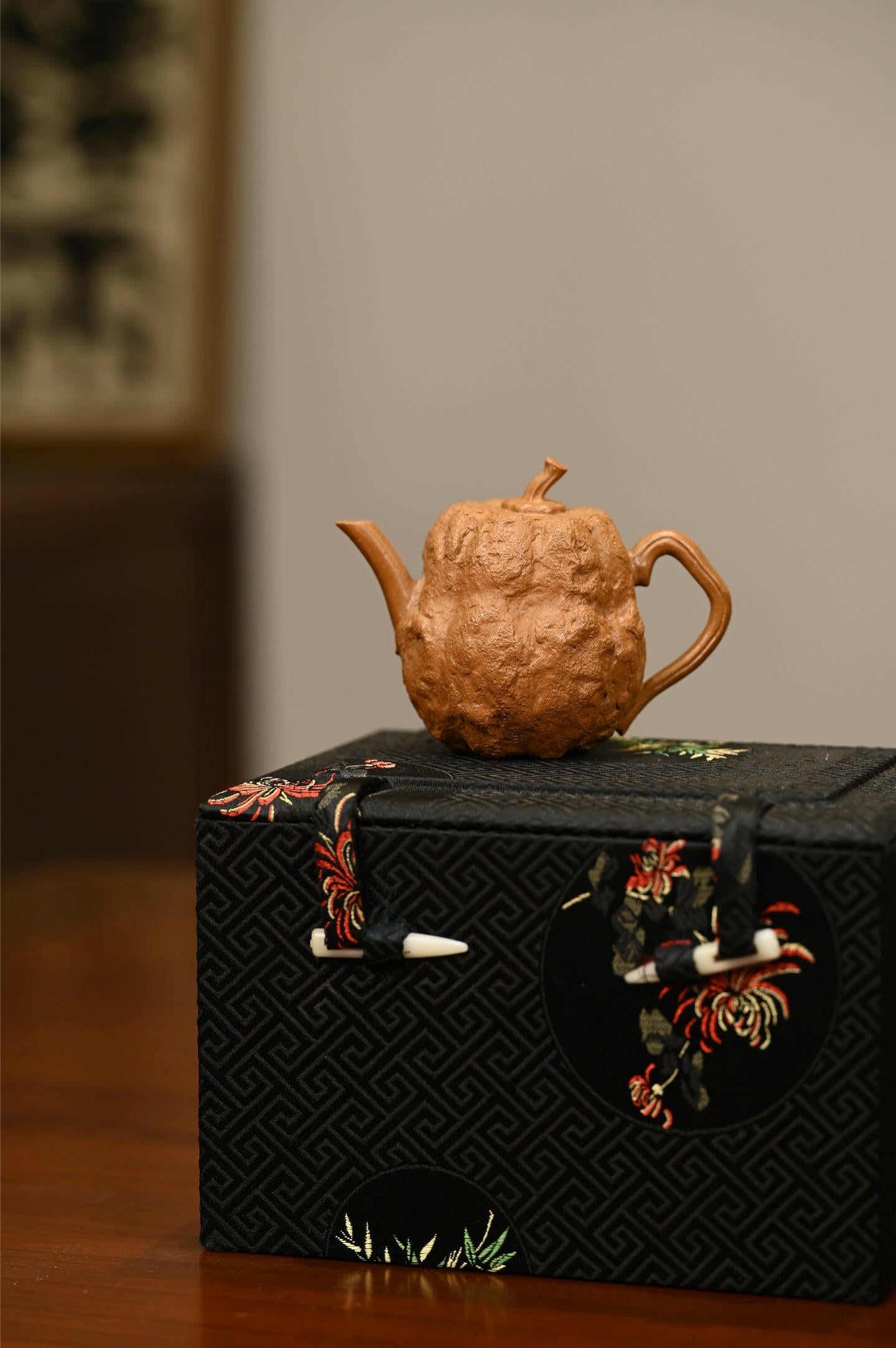 Gua Die 110cc - Yixing Handmade Teapot 江苏宜兴