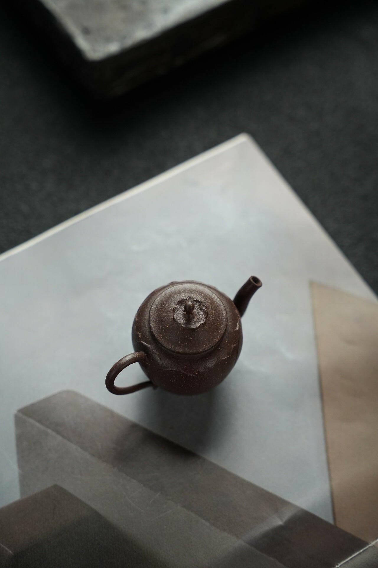 Zhi Hu 60cc - Yixing Handmade Teapot 江苏宜兴