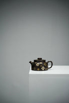 Ji Jin 130cc - Yixing Handmade Teapot 江苏宜兴