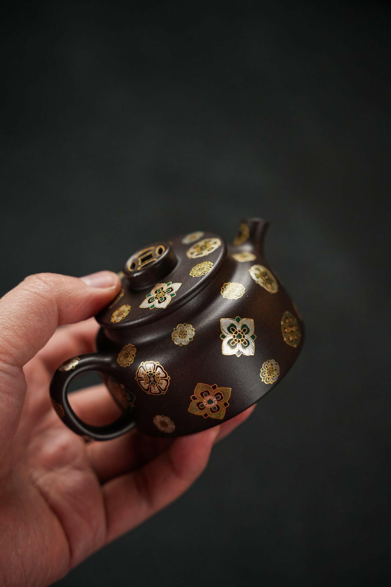 Ji Jin 130cc - Yixing Handmade Teapot 江苏宜兴