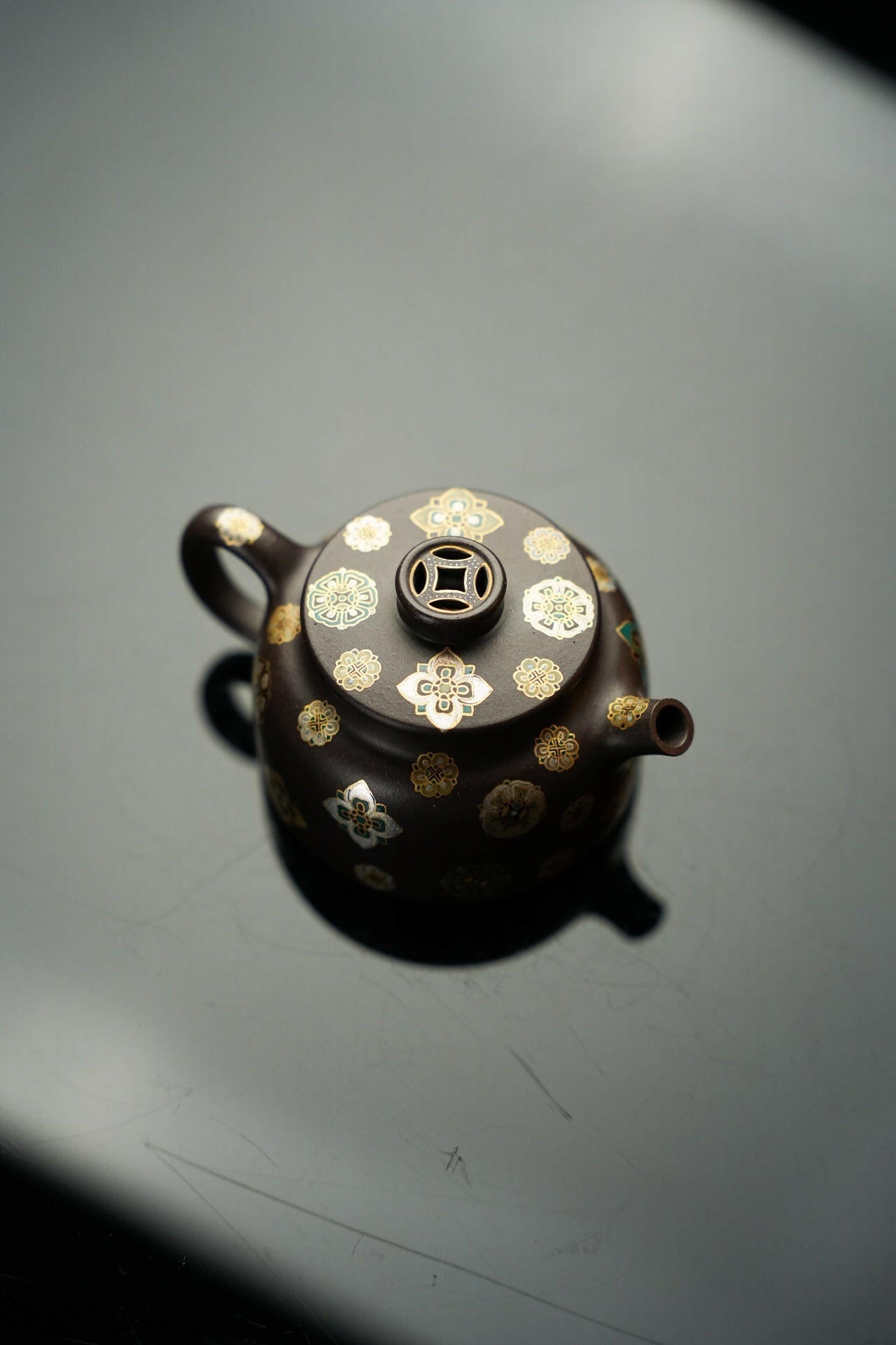 Ji Jin 130cc - Yixing Handmade Teapot 江苏宜兴