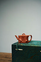Song Zhung 130cc - Yixing Handmade Teapot 江苏宜兴