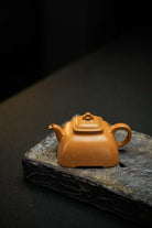 Gu Ling 130cc - Yixing Handmade Teapot 江苏宜兴