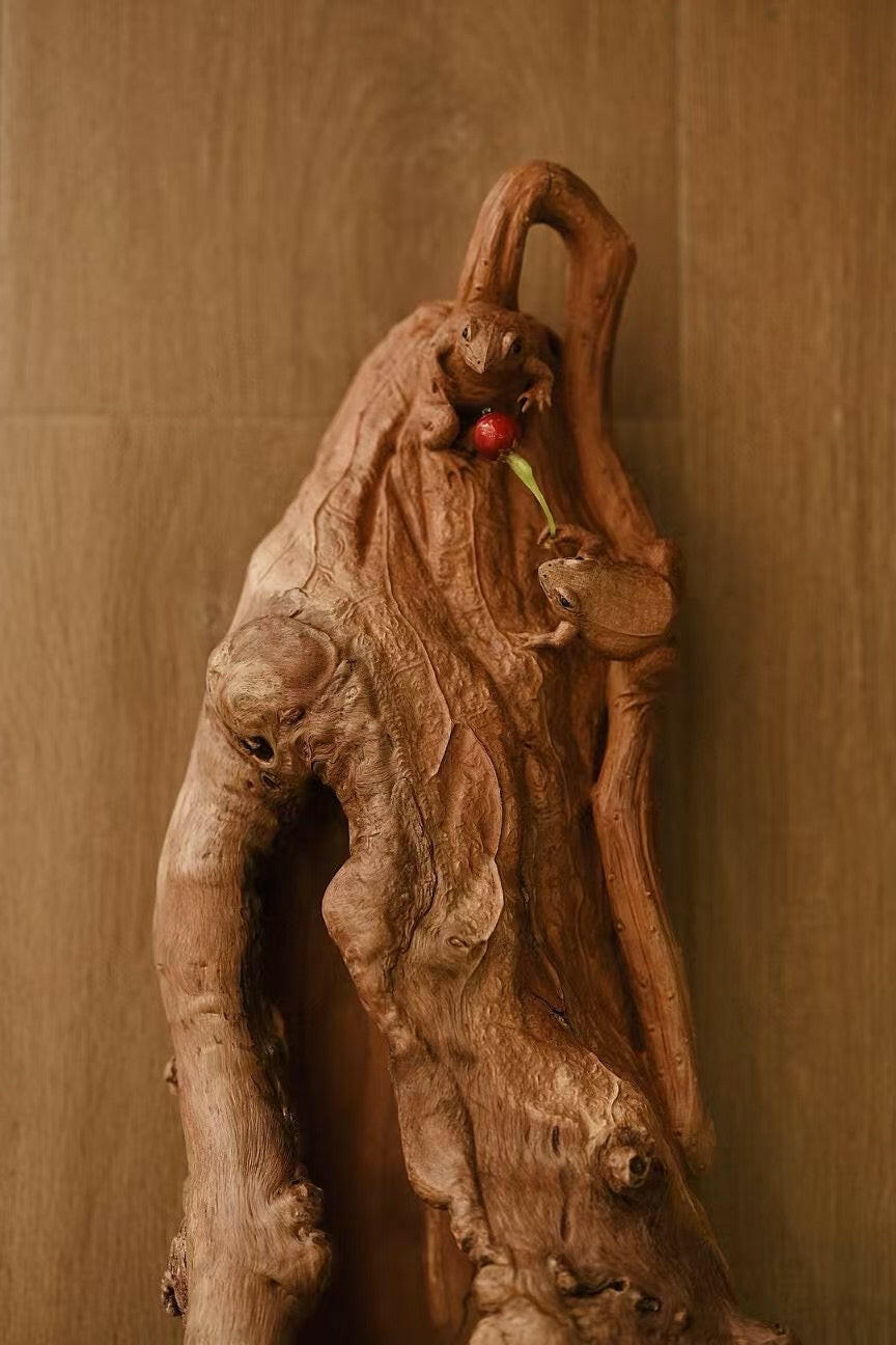 He Qu - Wood Sculpture zycschina