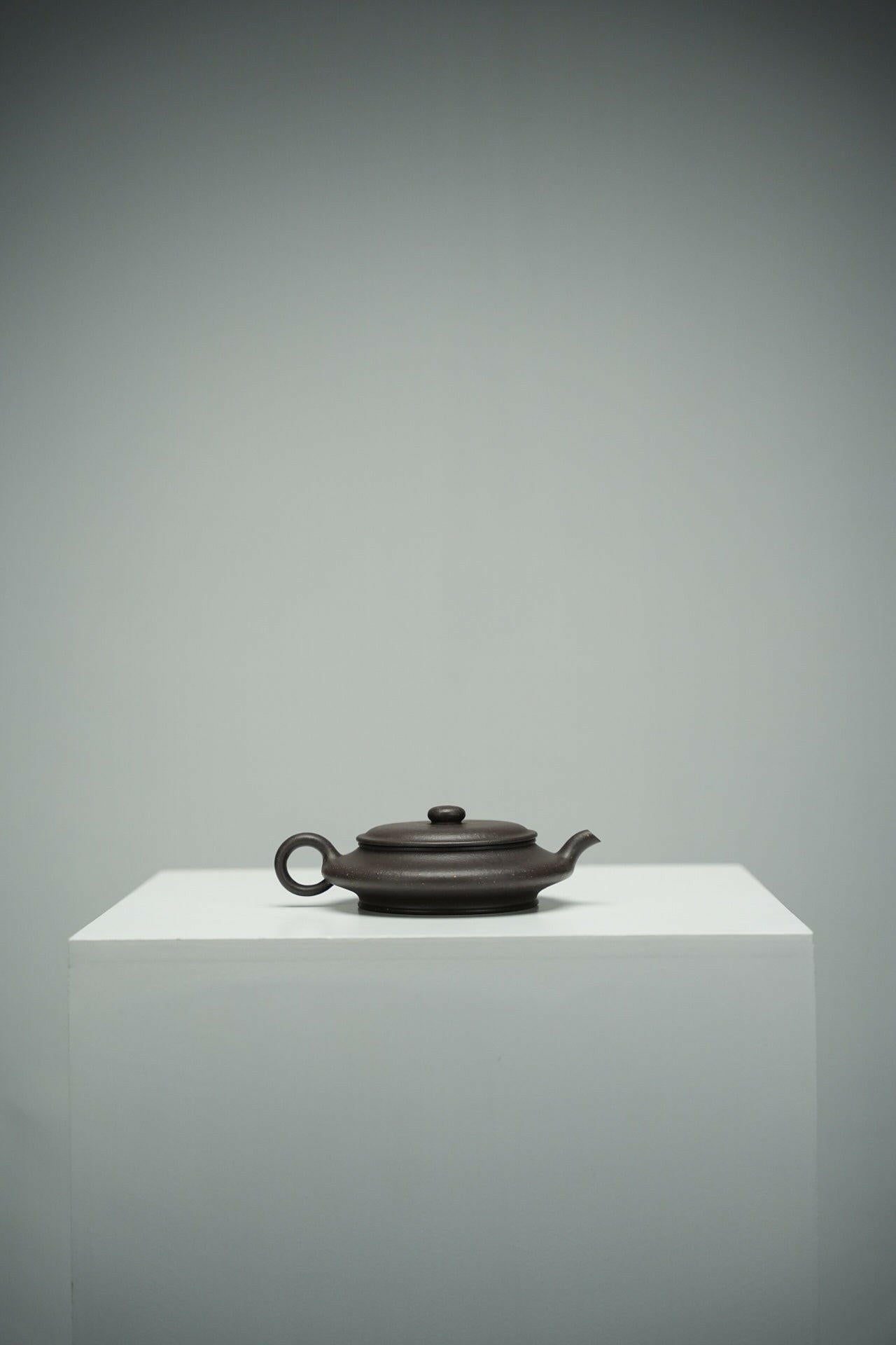 Ming Yuan Xu Bian 130cc - Yixing Handmade Teapot 江苏宜兴