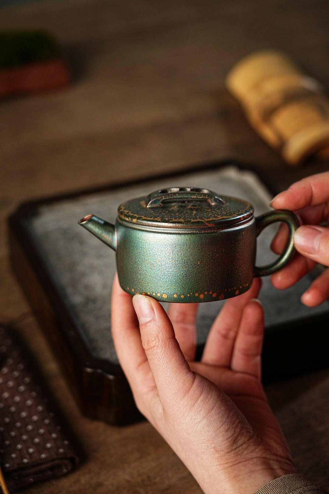 Han Wa 150cc - Yixing Handmade Teapot 江苏宜兴