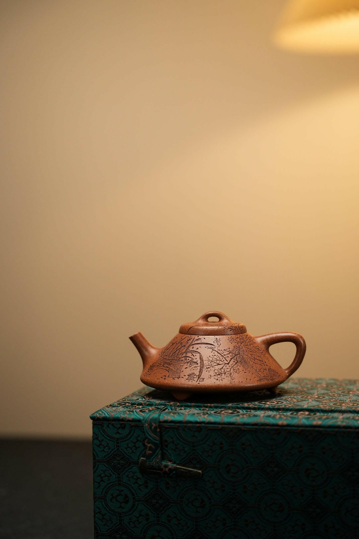 He Piao 150cc - Yixing Handmade Teapot 江苏宜兴