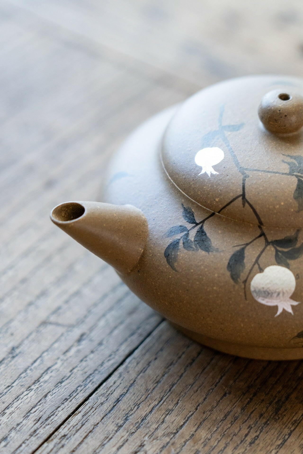 Shui Ping 190cc - Yixing Handmade Teapot 江苏宜兴