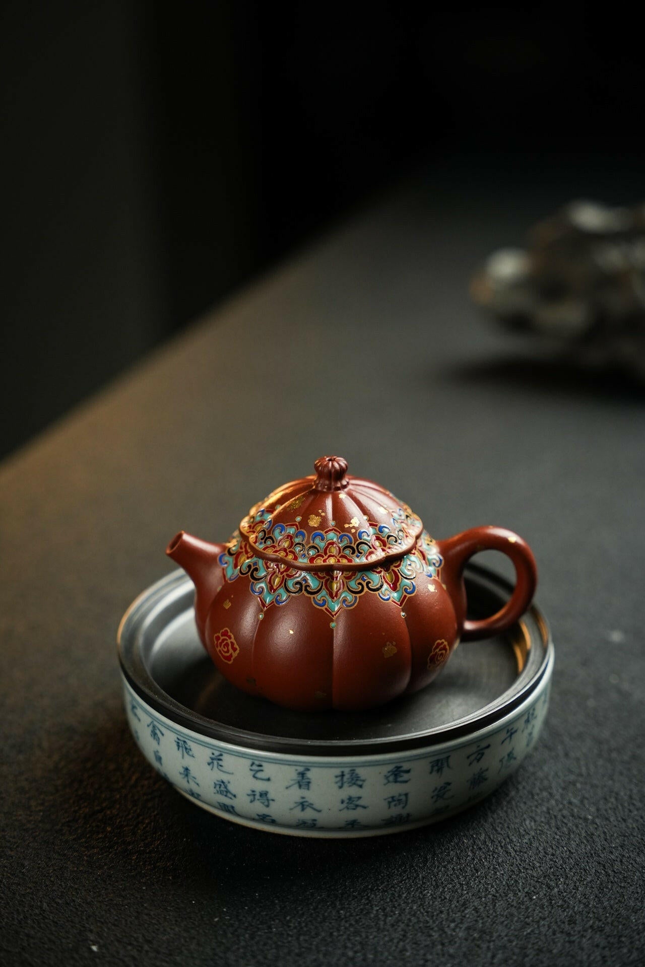 Ling Long 150cc - Yixing Handmade Teapot 江苏宜兴