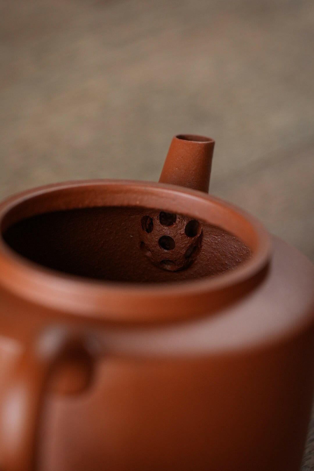Zhe Jian Ping Gai 130cc - Yixing Handmade Teapot 江苏宜兴