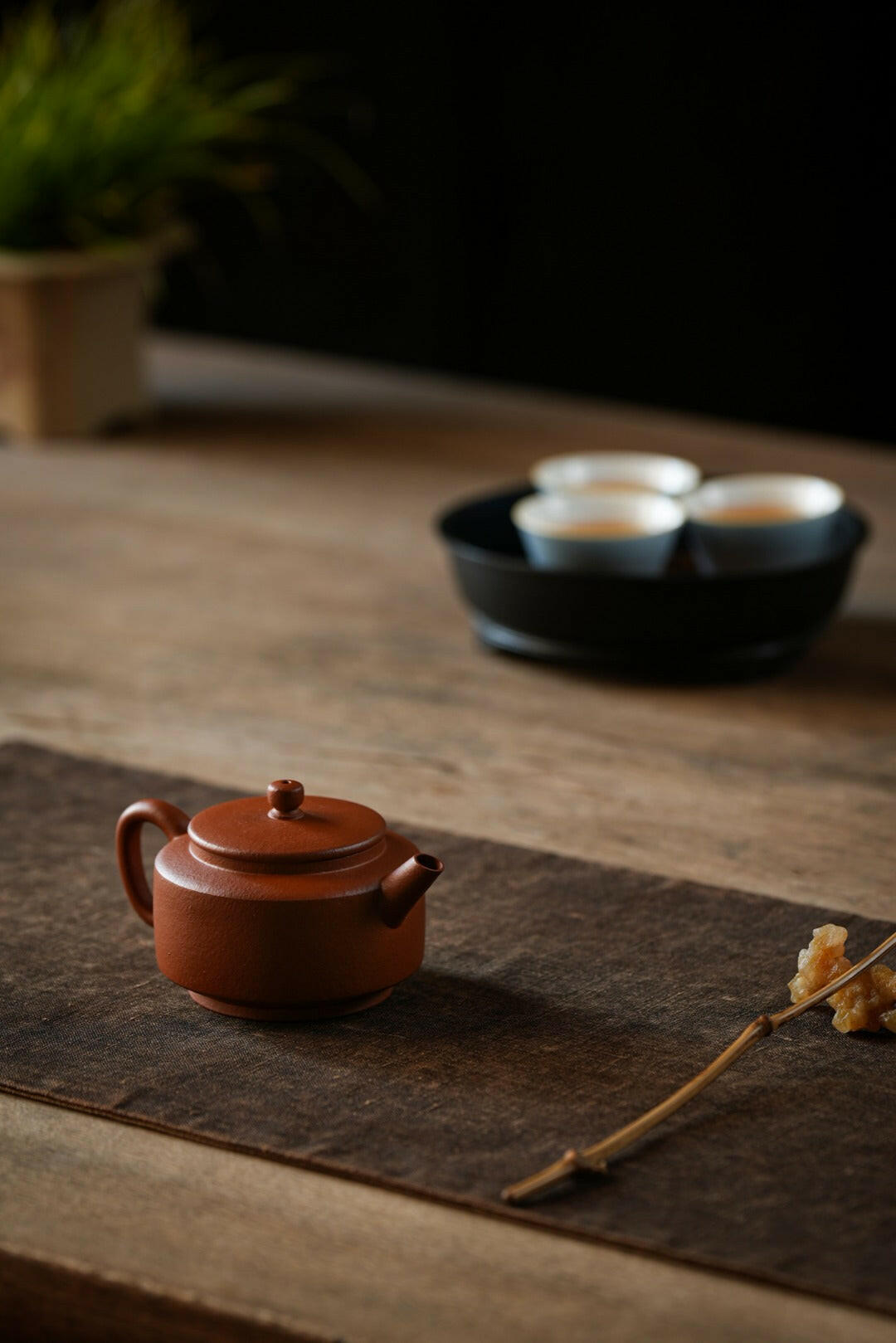 Yu Bi 110cc - Yixing Handmade Teapot 江苏宜兴