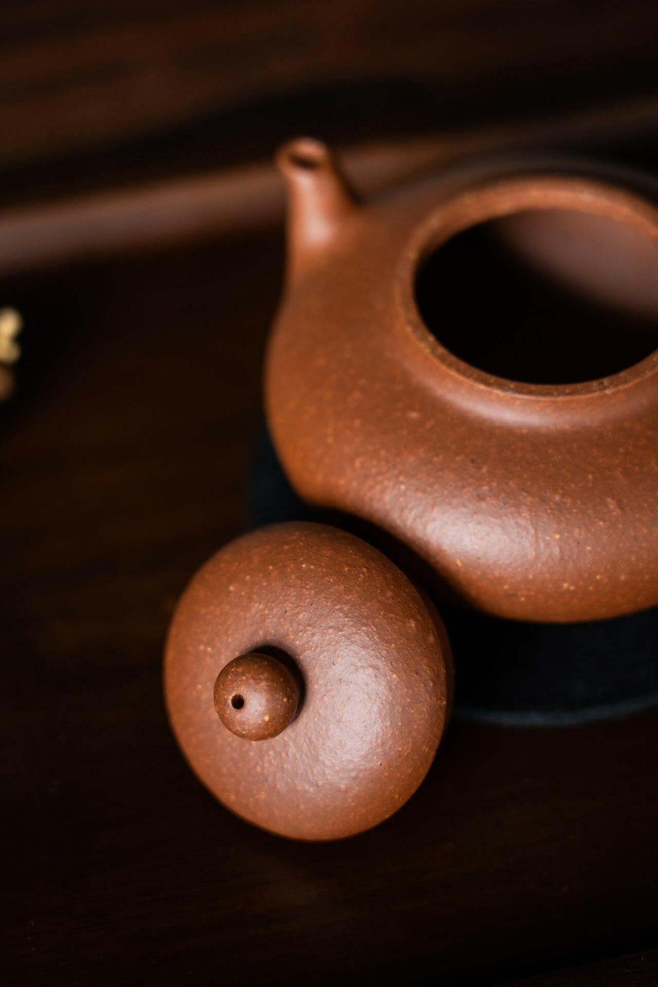 Hua Ying 170cc - Yixing Handmade Teapot 江苏宜兴