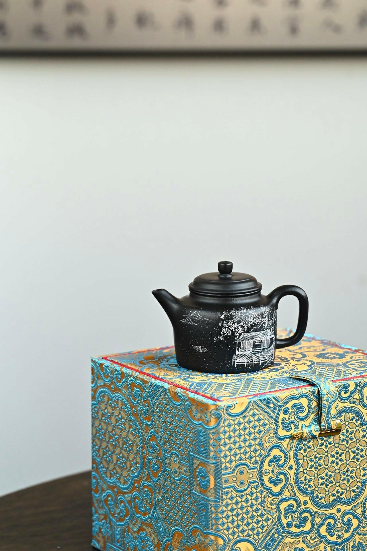 Gao De Zhong 160cc - Yixing Handmade Teapot 江苏宜兴
