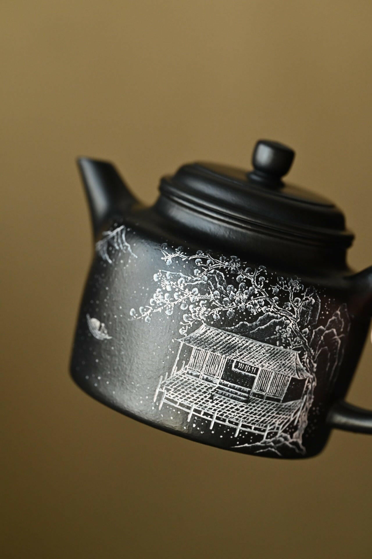 Gao De Zhong 160cc - Yixing Handmade Teapot 江苏宜兴