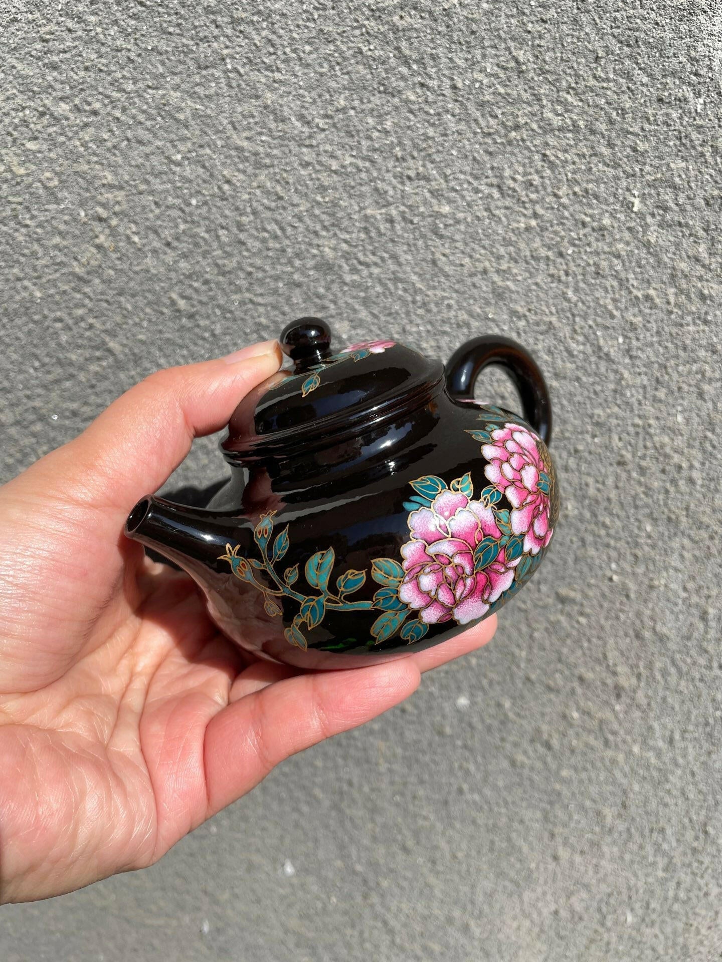 Rong Tian 160cc - Yixing Handmade Teapot 江苏宜兴