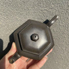 Liu Fang Gong Deng 150cc - Yixing Handmade Teapot 江苏宜兴