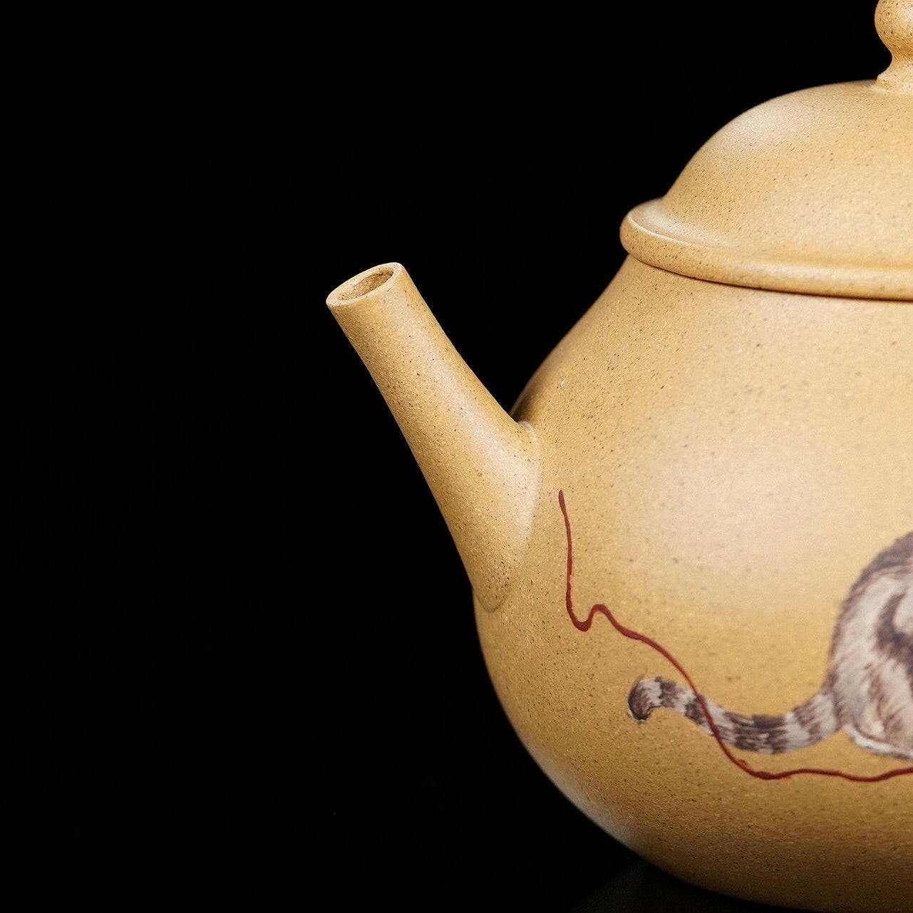 Zhen Qu 150cc - Yixing Handmade Teapot 江苏宜兴