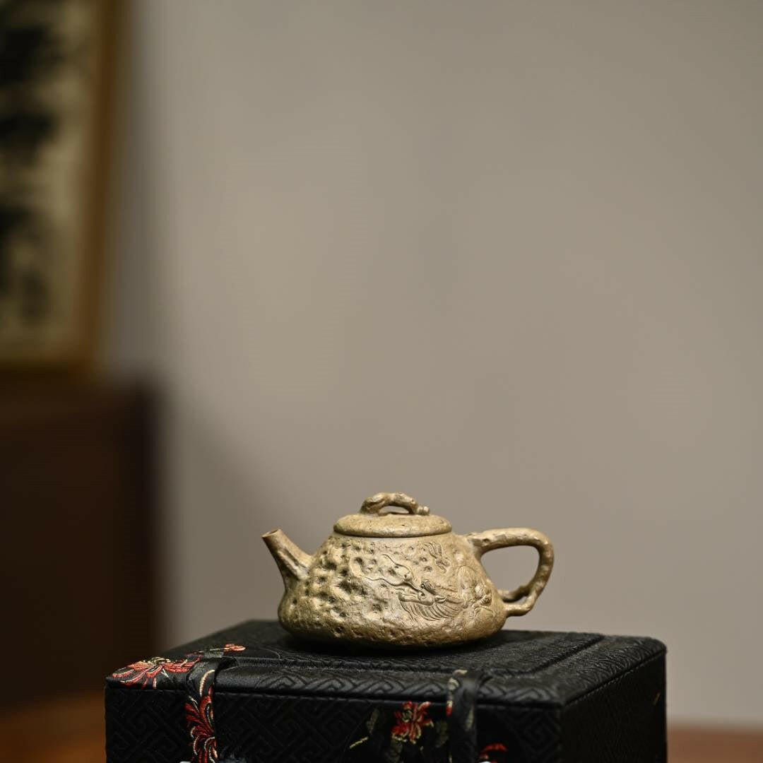 Yin Long Gong Chun 120cc - Yixing Handmade Teapot 江苏宜兴