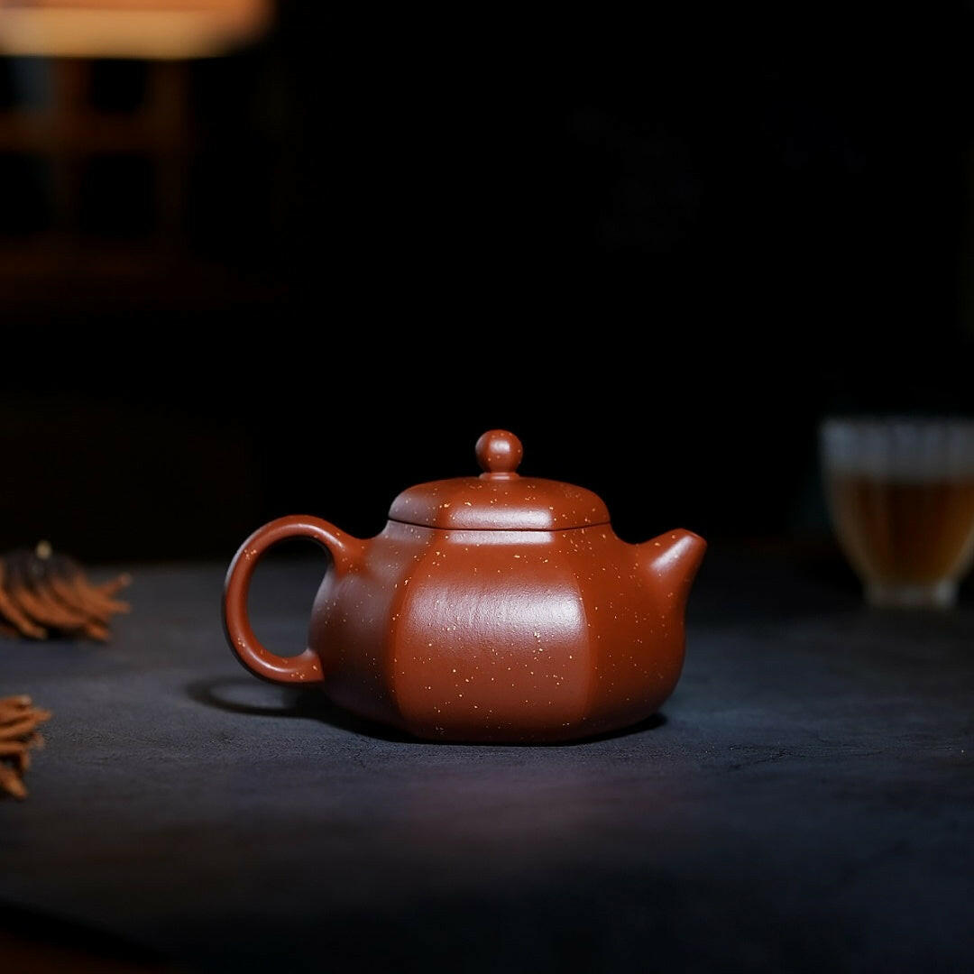 Liu Fang Rong Tian 180cc - Yixing Handmade Teapot 江苏宜兴