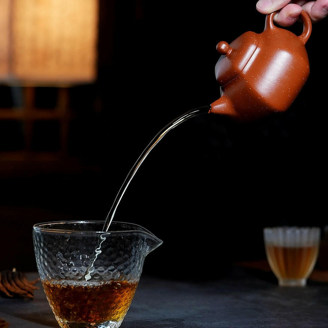 Liu Fang Rong Tian 180cc - Yixing Handmade Teapot 江苏宜兴