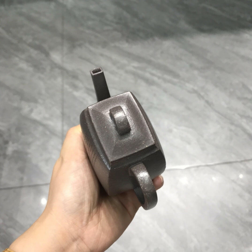 Mu Gu Han Fang 180cc - Yixing Handmade Teapot 江苏宜兴