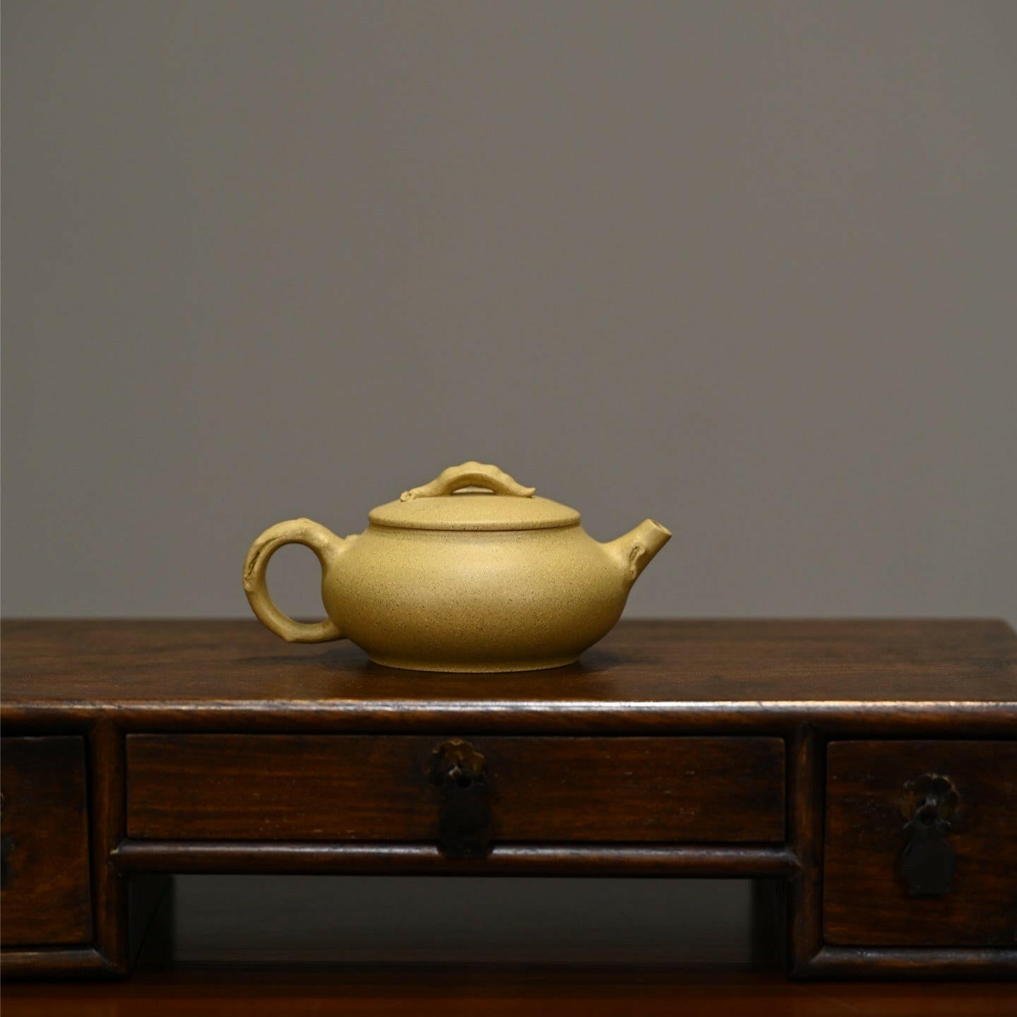 Dou Kou Nian Hua 120cc - Yixing Handmade Teapot 江苏宜兴