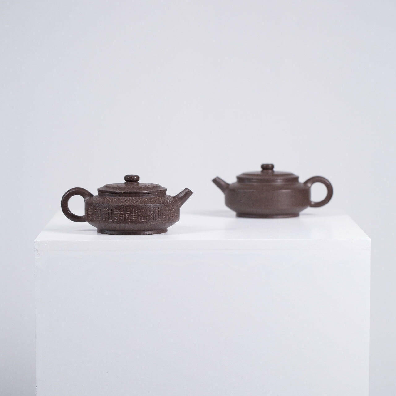 Zhong Fang Zhou Pan 140cc - Yixing Handmade Teapot 江苏宜兴
