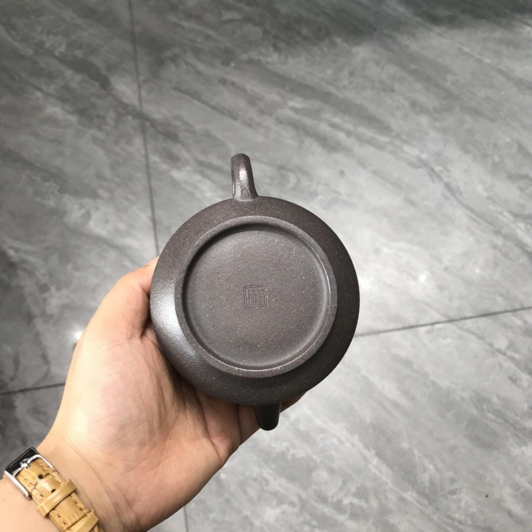 Zhong Fang Zhou Pan 140cc - Yixing Handmade Teapot 江苏宜兴