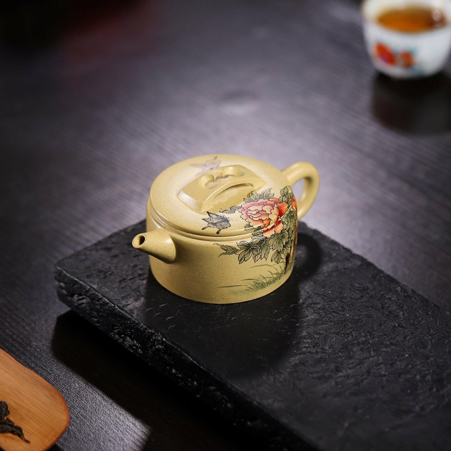 Han Wa 180cc - Yixing Handmade Teapot 江苏宜兴
