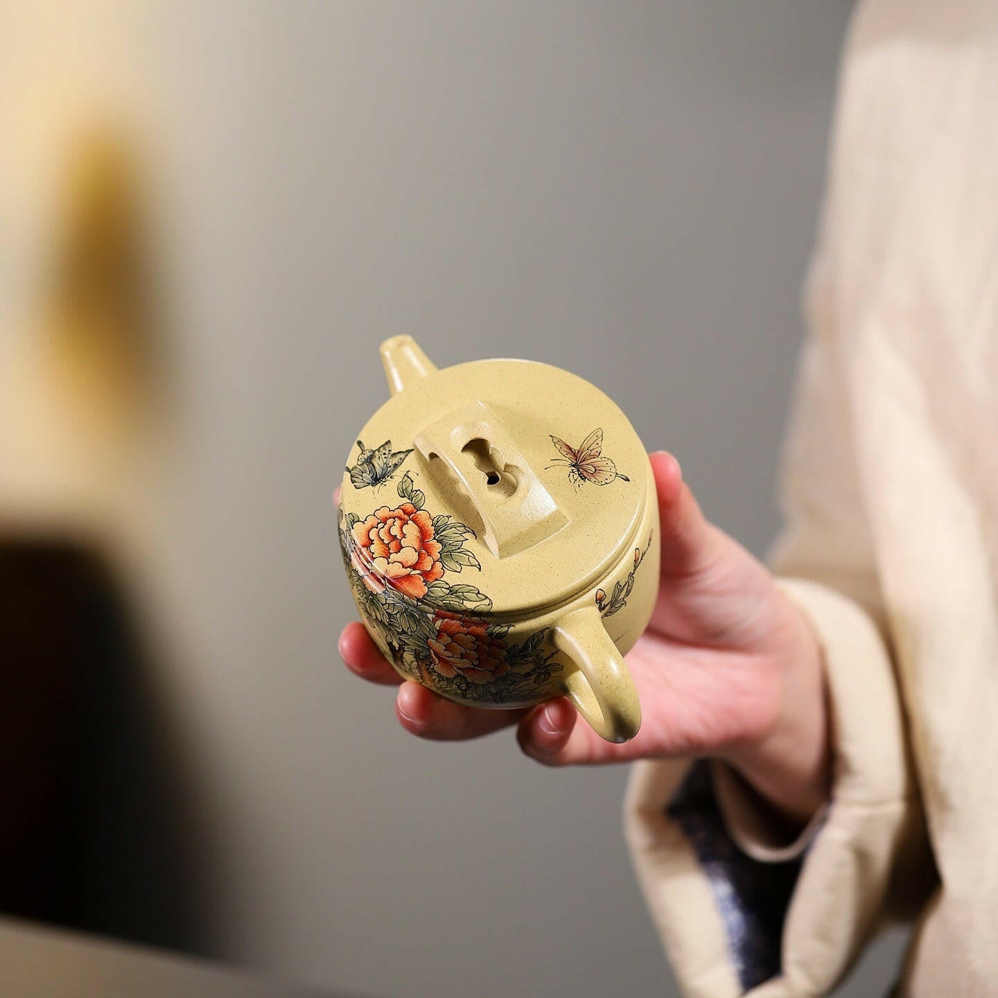 Han Wa 180cc - Yixing Handmade Teapot 江苏宜兴