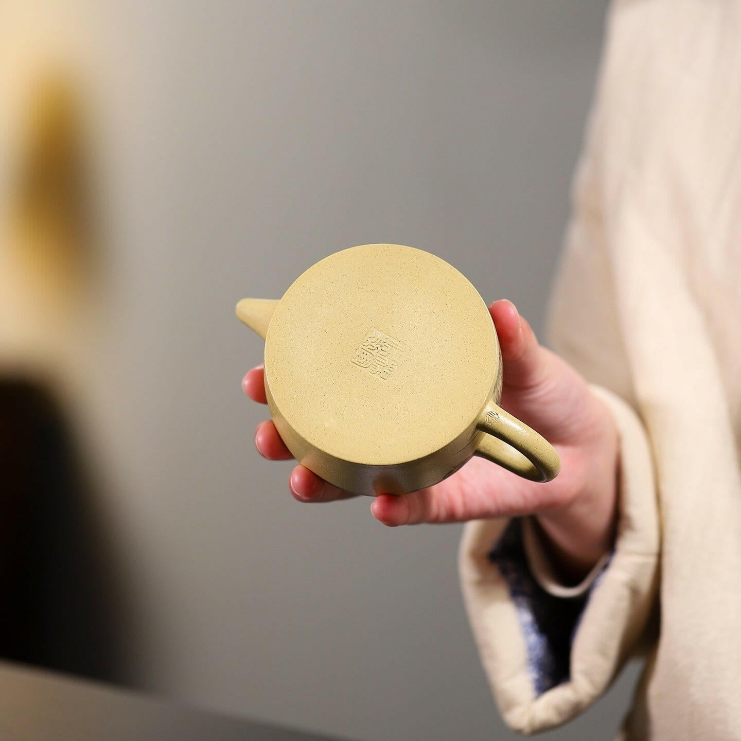 Han Wa 180cc - Yixing Handmade Teapot 江苏宜兴