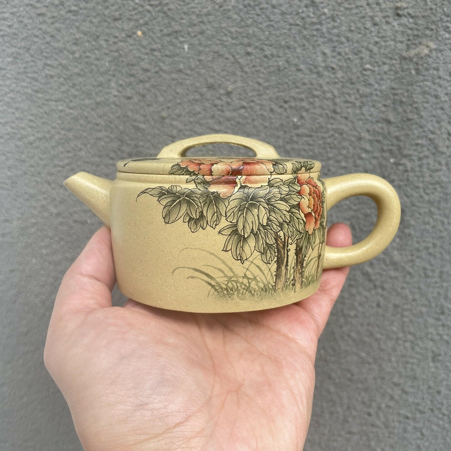 Han Wa 180cc - Yixing Handmade Teapot 江苏宜兴