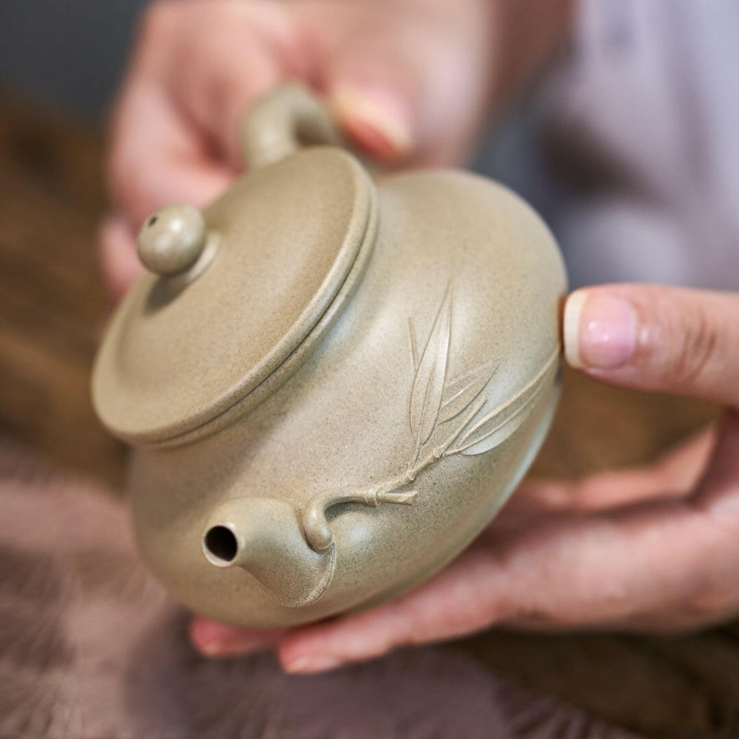 Zhu Jie Pan Hu 170cc - Yixing Handmade Teapot 江苏宜兴
