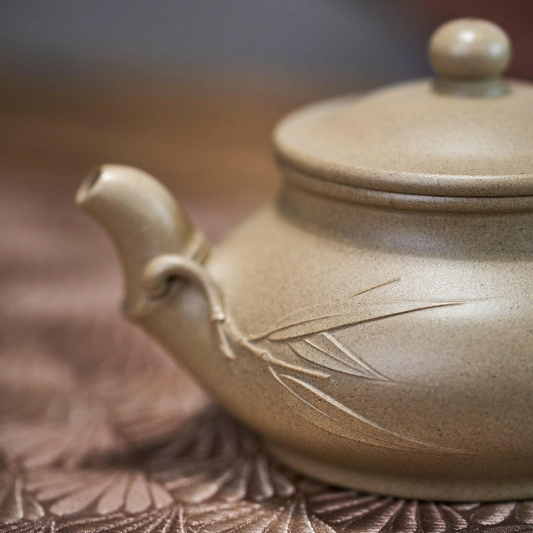 Zhu Jie Pan Hu 170cc - Yixing Handmade Teapot 江苏宜兴