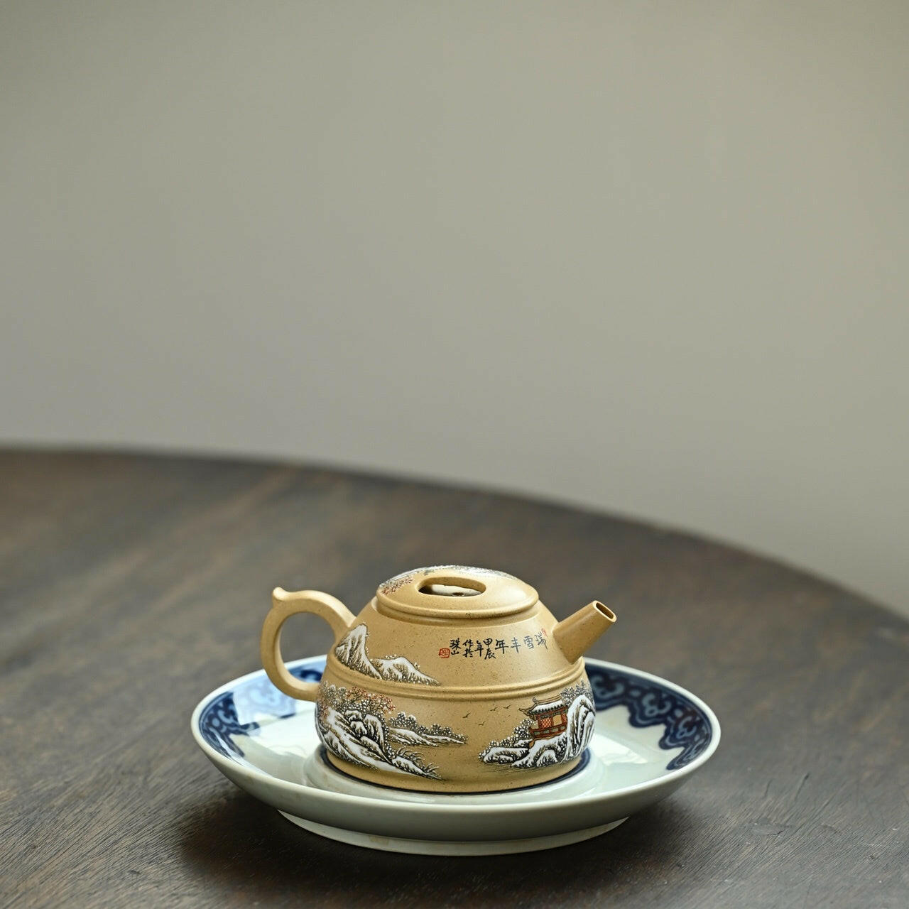 Shu Yao Niu Gai 200cc - Yixing Handmade Teapot 江苏宜兴