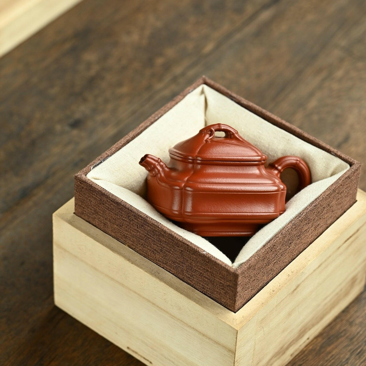 Xiao Zhu Gu 130cc - Yixing Handmade Teapot 江苏宜兴